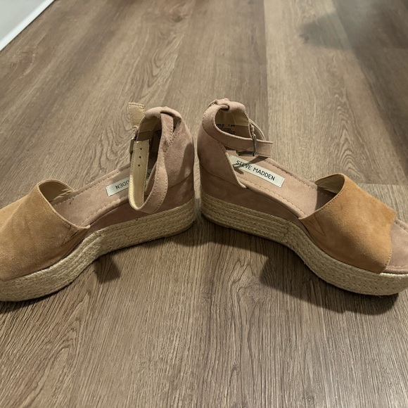 Steve Madden Wedge Heels - Picture 4 of 5